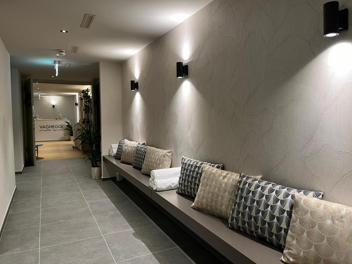 Hotel Central, Spa & Lounge Bar ครองส์มอนตานา ภายนอก รูปภาพ